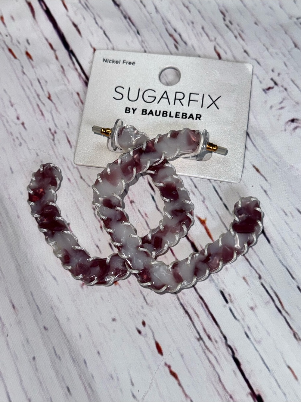 NWT Sugarfix by BaubleBar Marbled Resin Hoop Earrings Purple White Silver Wrap